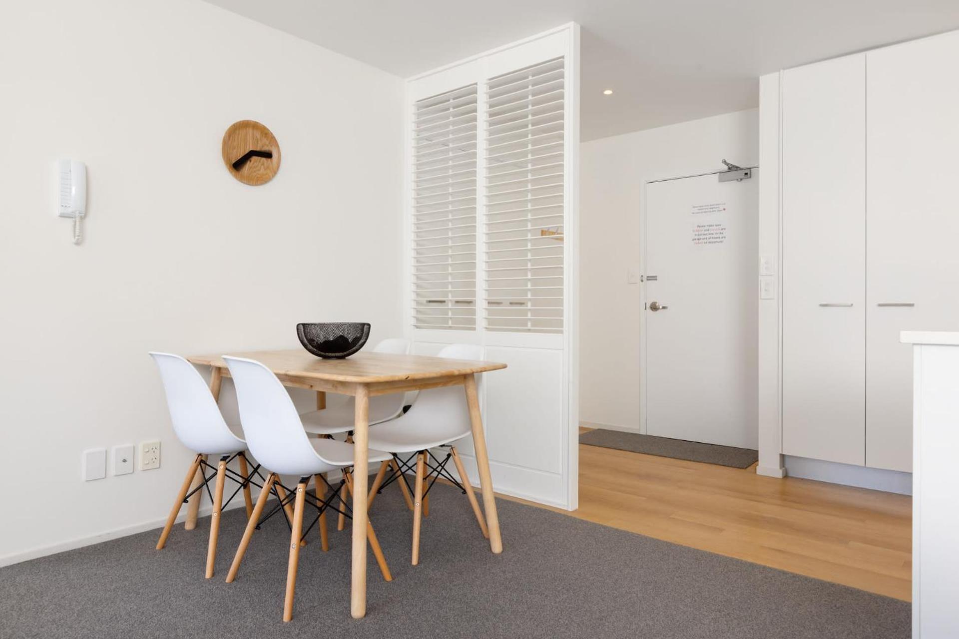 Sunny And Spacious - Moments From The Beach And Downtown Mount Maunganui Bagian luar foto